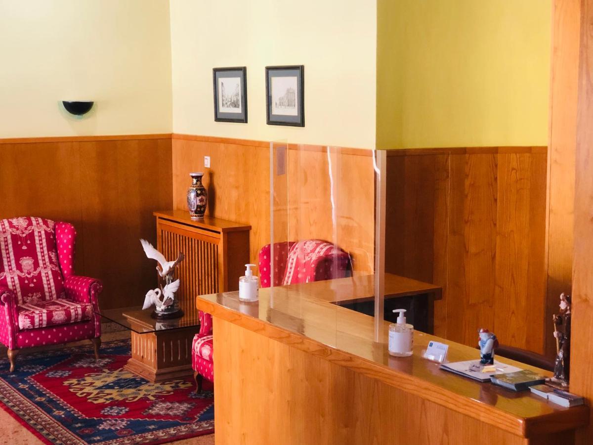 Hotel Espada SL La Rua Luaran gambar