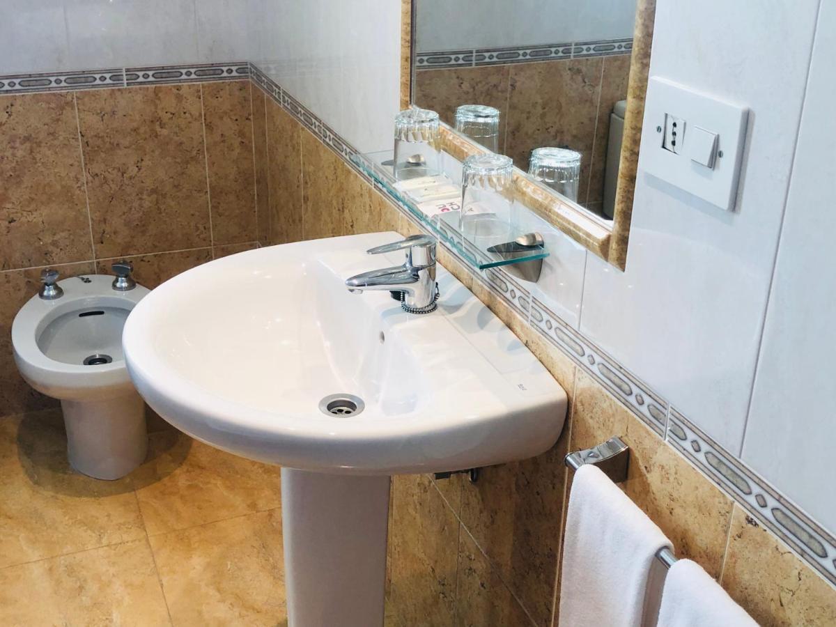 Hotel Espada SL La Rua Luaran gambar